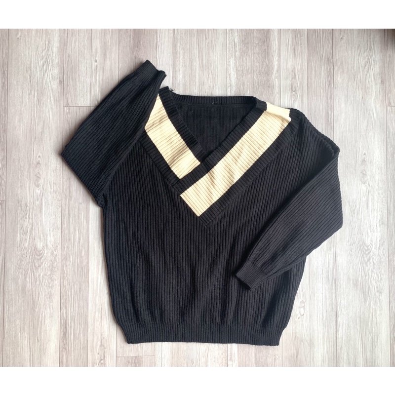 ÁO LEN PHỐI ĐEN BE