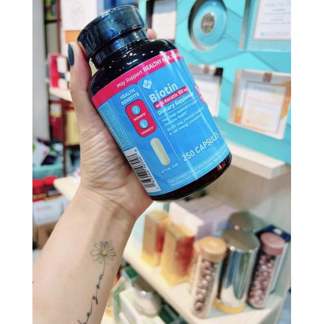 Viên uống hỗ trợ tóc, da và móng Biotin 10.000mcg with Keratin 100mg