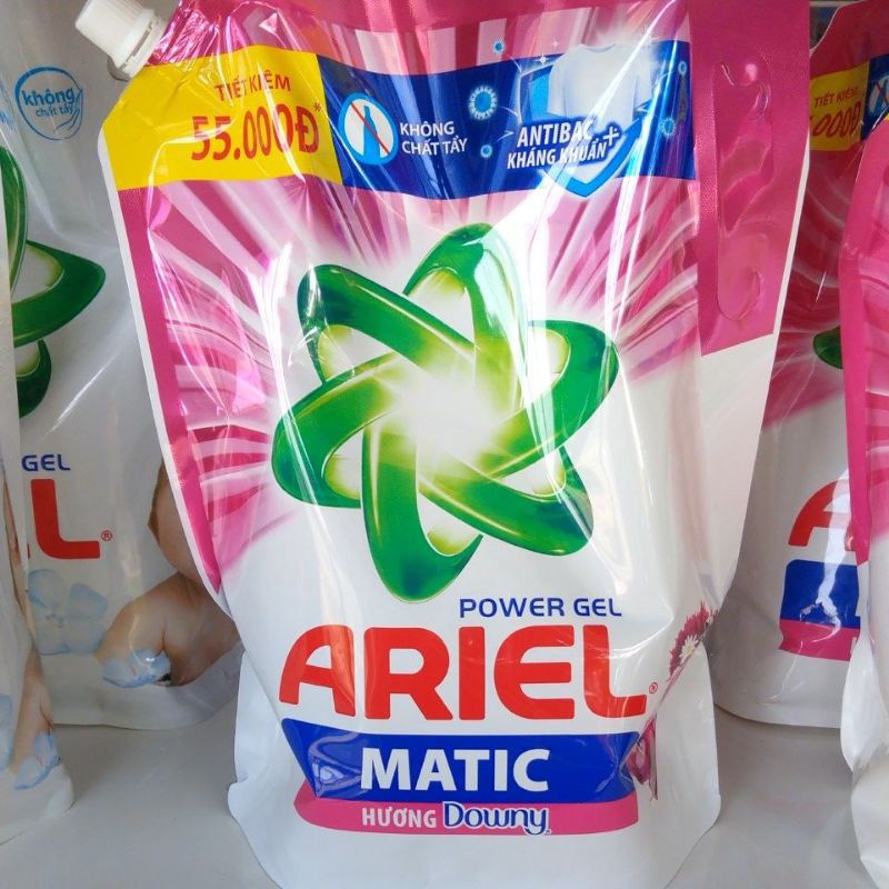 Nước giặt ariel matic hương downy 2,15kg