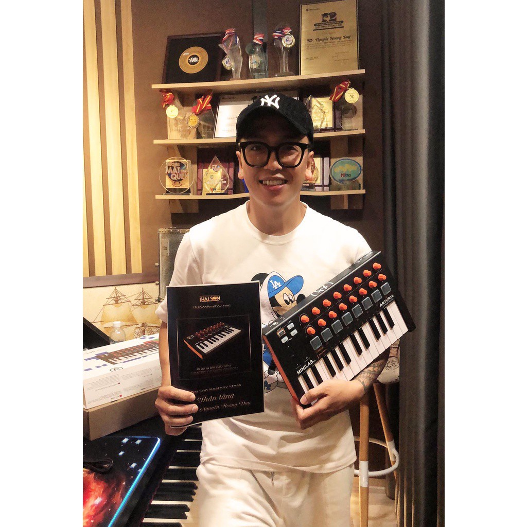 ARTURIA MINILAB MK2 phím cảm ứng nhạy - Đàn piano mini sản xuất âm nhạc