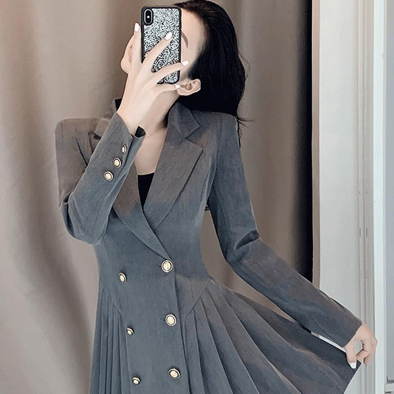 Đầm nữ màu xám phong cách đường phố sang trọng thời trang mùa thu 2021