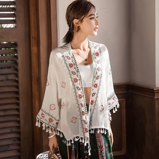Đầm Tay Loe Form Rộng Thêu Họa Tiết Xinh Xắn Cho Nữ