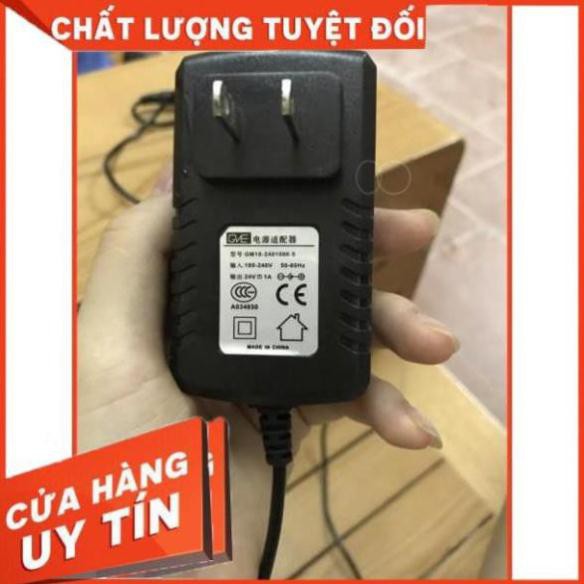 Giá hủy diệt -  Máy tạo khói phun sương có đèn led thay đổi màu kèm nguồn