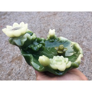 Thác trầm hương đài sen đốt hương tạo khói chảy ngược như dòng nước