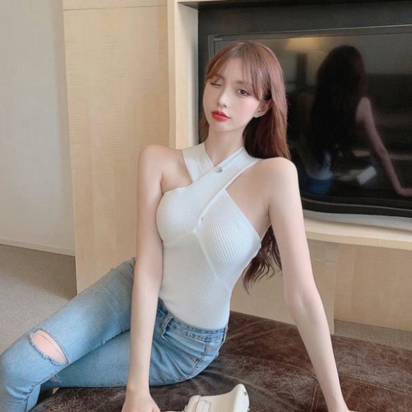 {SP mới - sẵn} -  Áo Croptop Chất Liệu Bozip Body Vạt Chéo Vạt Cổ Unisex - Áo Croptop Dáng Ôm Đen Trắng Mặc 2 Kiểu - Ji- | BigBuy360 - bigbuy360.vn