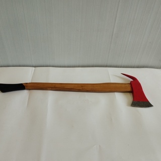 Rìu sắt thoát hiểm cán gỗ dùng phá dỡ cứu nạn