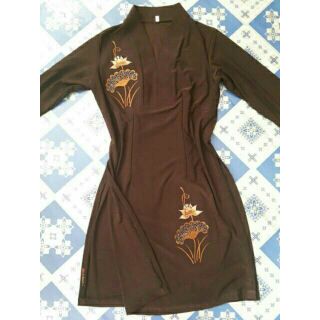 Bộ áo dài cách tân - pháp phục phật tử đi chùa