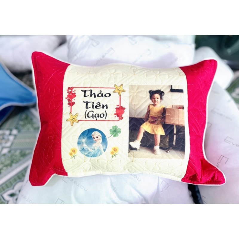 Gối in hình cho bé theo yêu cầu