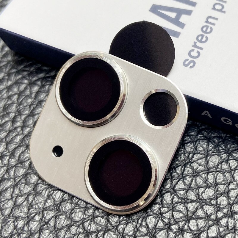 Kính cường lực bảo vệ camera sau iPhone 13