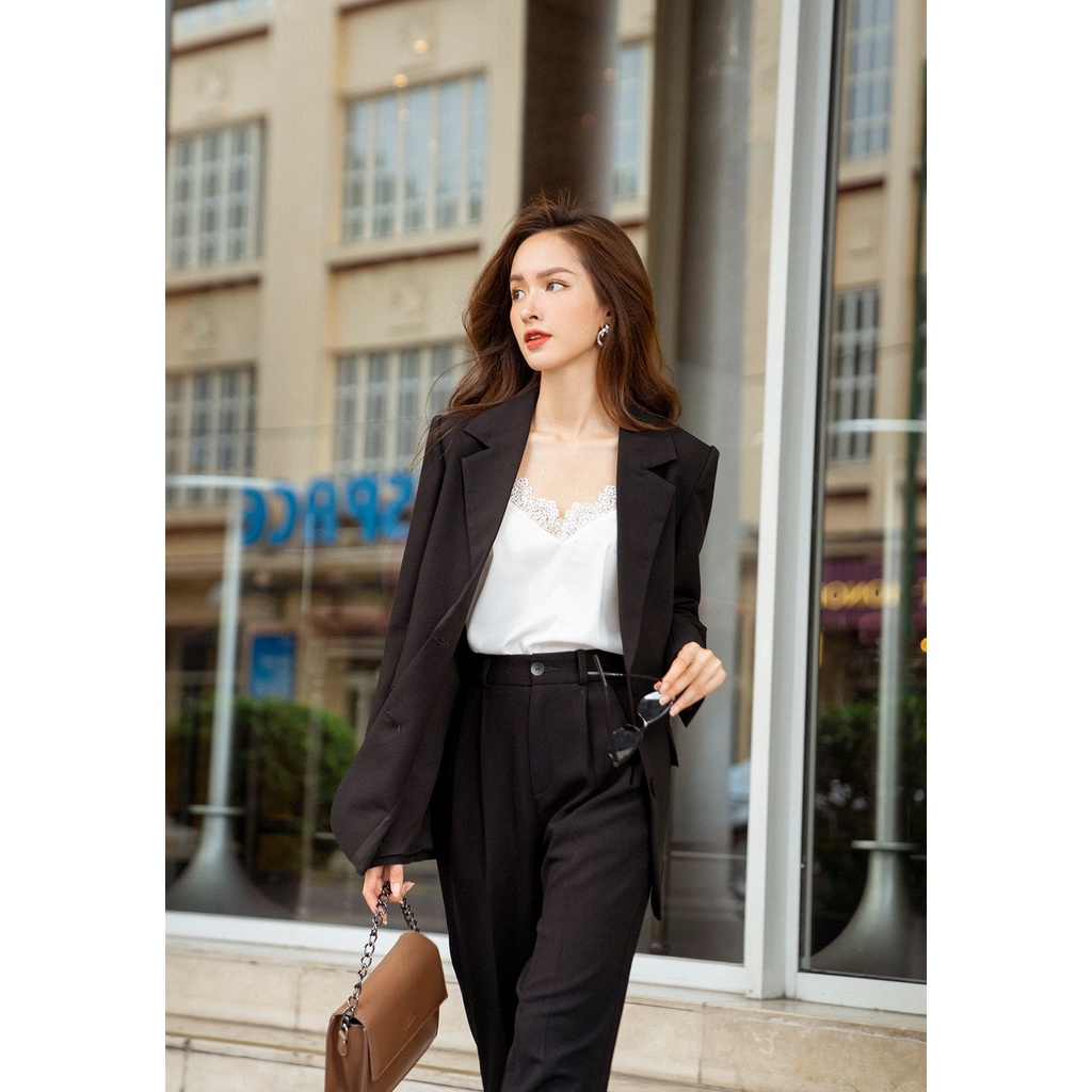 Áo vest cổ ve túi cơi tay xẻ đính 3 khuy TIIN STORE ADK227