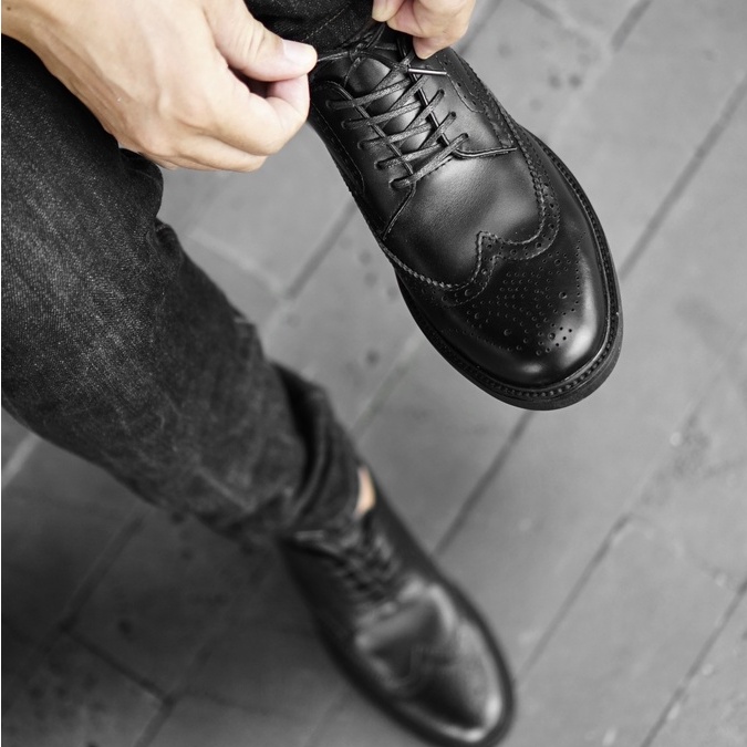 [CAO CẤP] Giày tây công sở nam màu đen Mũi tròn da thật 2 lớp BROGUE cổ điển văn phòng Sartorial đế phíp gỗ BH1 năm