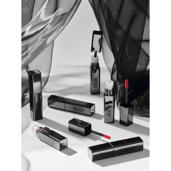 Son Kem Lì Merzy vỏ đen Noir In the Velvet Tint V23, V24, V25, V26, V27, V28 | BigBuy360 - bigbuy360.vn
