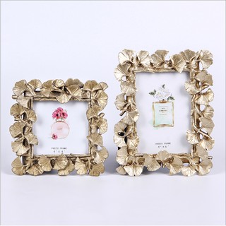 Khung ảnh cánh hoa để bàn hiện đại, sang trọng đẹp mắt