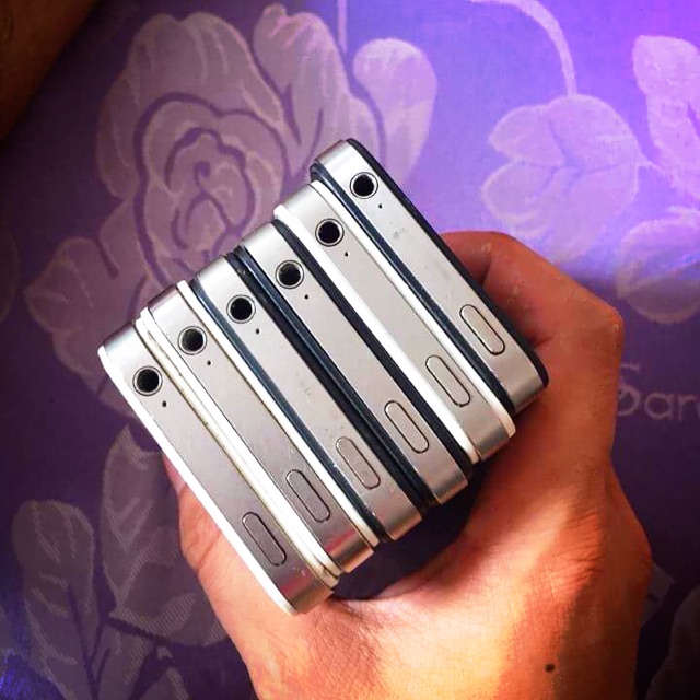 Điện thoại iphone4s 8G quốc tế