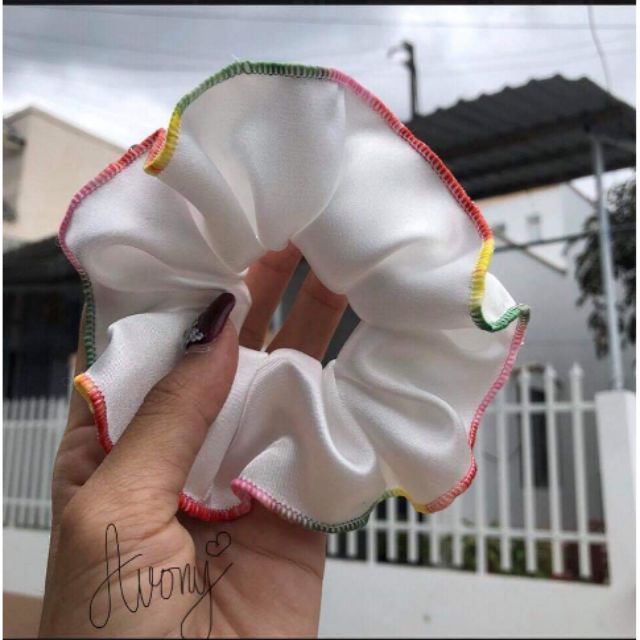 Cột tóc vải Scrunchies viền sắc màu