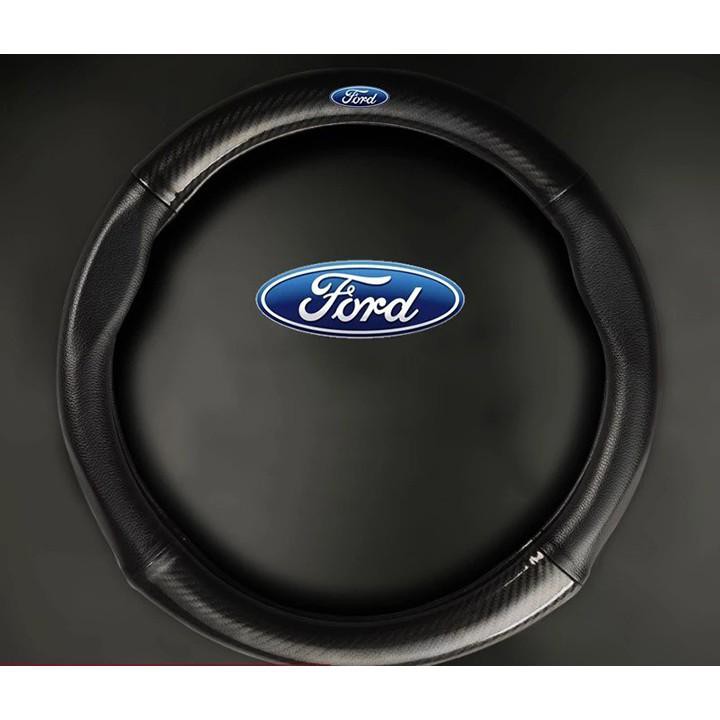 Bọc vô lăng cacbon có logo FORD