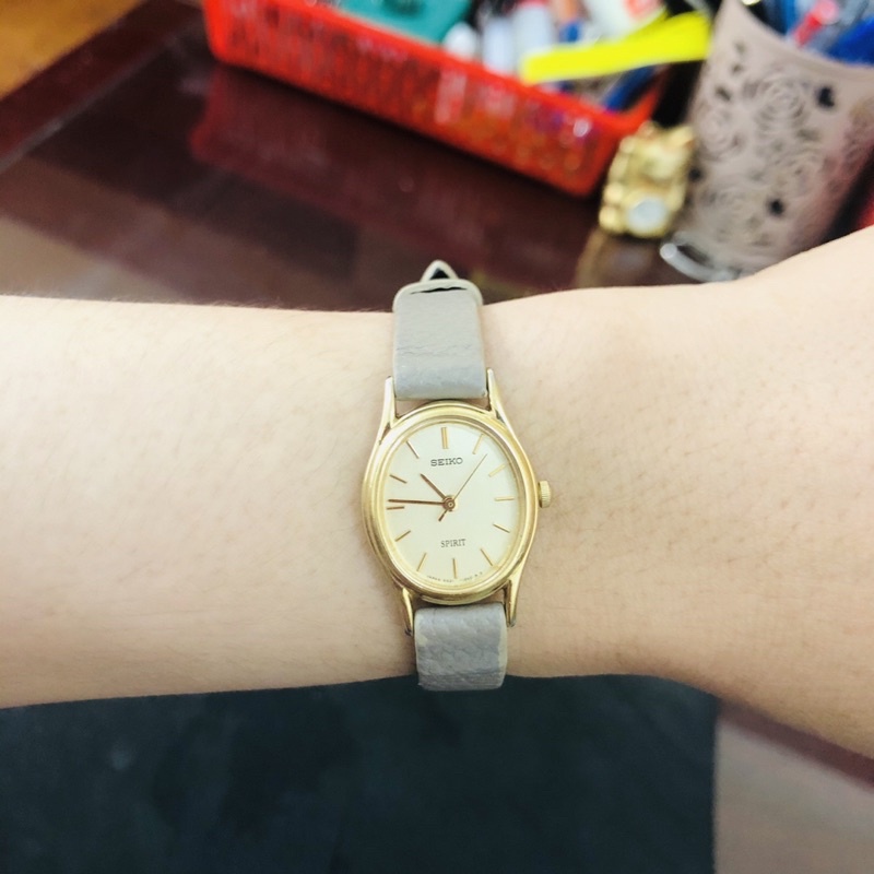 Đồng hồ nữ si nhật hiệu Seiko Spirit