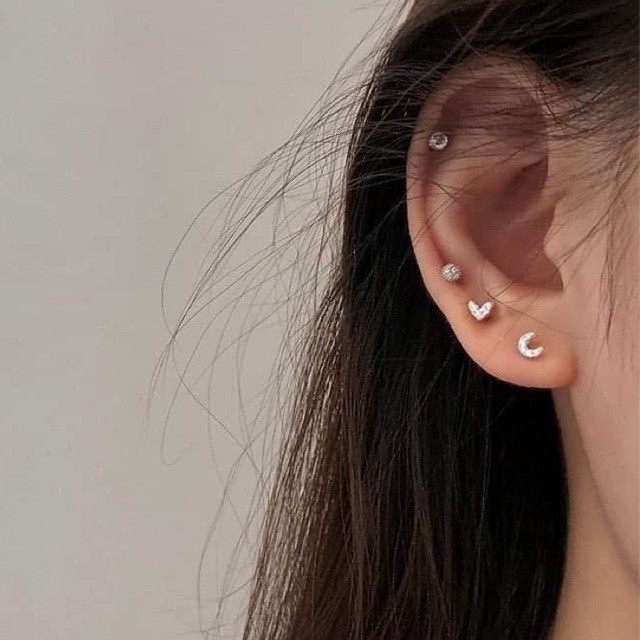 ĐỌC KĨ 1 CHIẾC khuyên thép y tế đá xinh xắn