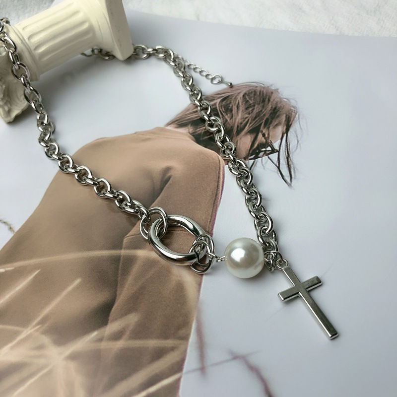 Vòng cổ Choker nữ kiểu dáng đẹp mắt - mặt dây chuyền treo chữ thập