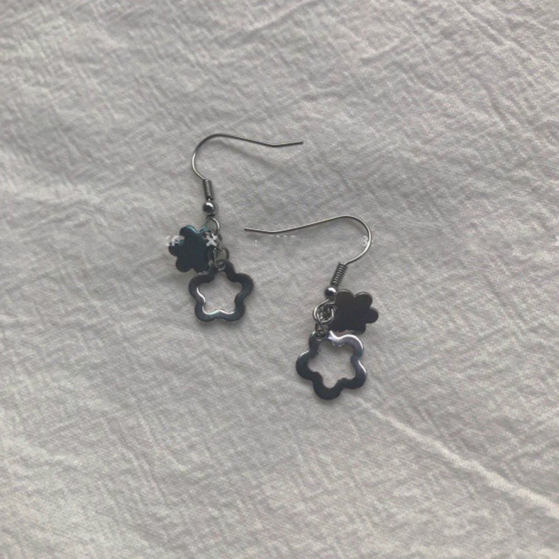 Khuyên Tai Hình Hoa Bằng Thép Titan  191106Khuyên Tai Dạng Móc Hình Bông Hoa Nhỏ Dễ Thương