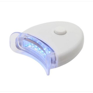 Đèn xúc tác tẩy trắng răng tại nhà