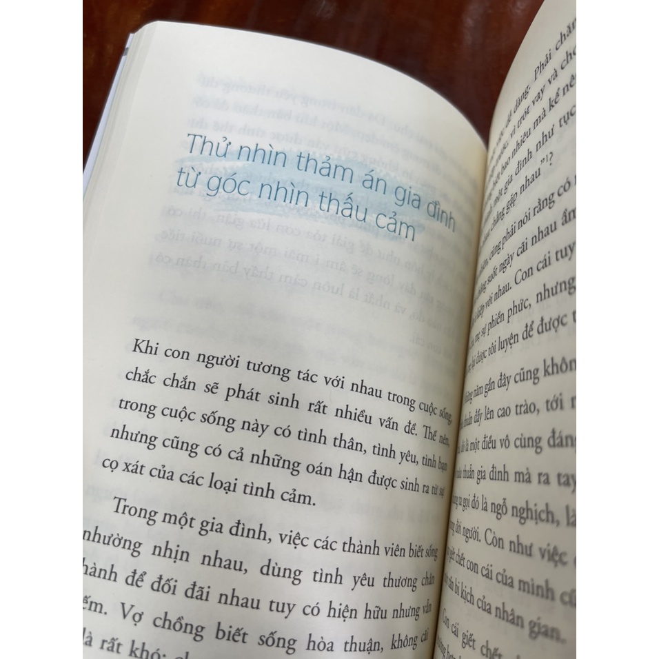 Sách - Tiếng chuông pháp cổ - Thích Thánh Nghiêm – Thái Hà Books – bìa mềm