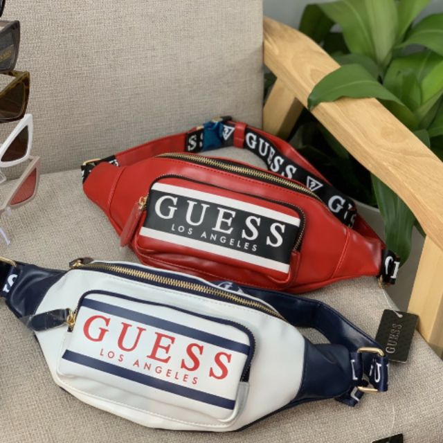 Túi Bao tử GUESS Auth, mẫu đang on web