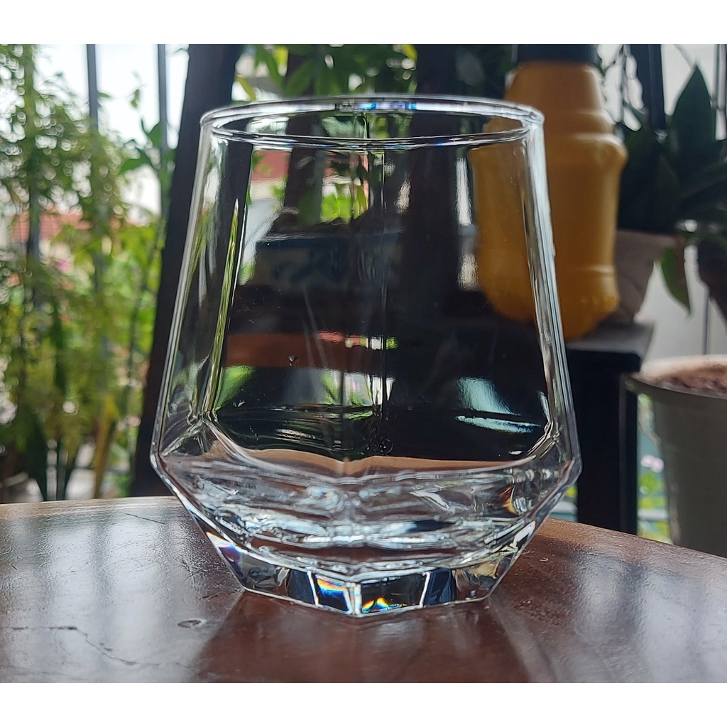 Ly Thủy tinh nhiều mầu sắc sang trọng,phong cách tây âu