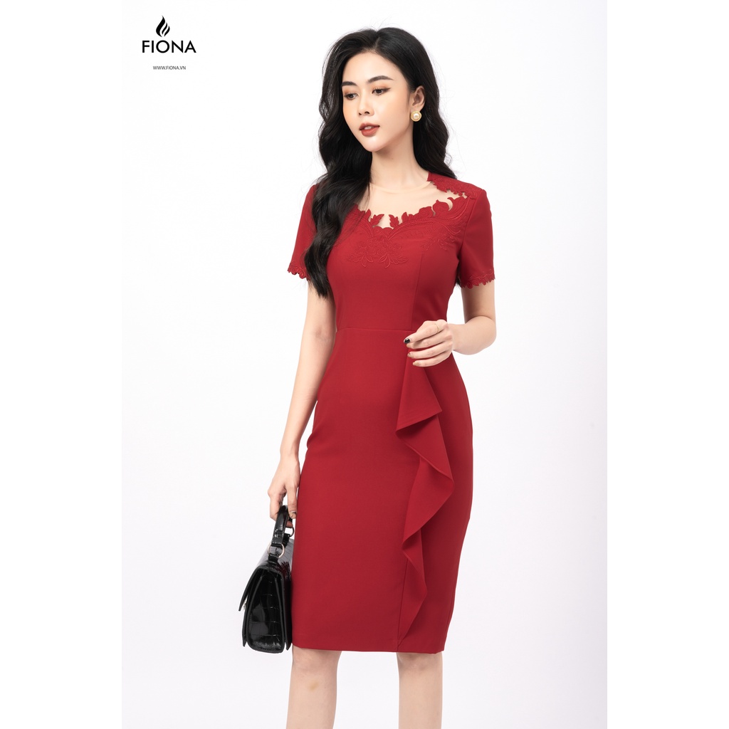 Đầm ôm thêu tay, ngực phối lưới, chân váy kẹp bèo rủ FIONA L451002