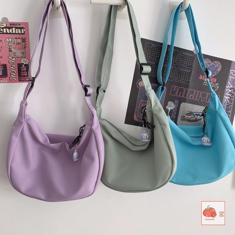 Túi đeo chéo MMIOT màu trơn đơn giản phong cách harajuku Nhật Bản 2023