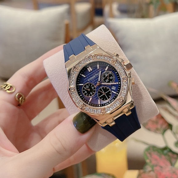 Đồng hồ đeo tay nam nữ audermars piguet hàng chính hãng cao cấp, thiết kế sang trọng, tinh tế đính đá quanh viền