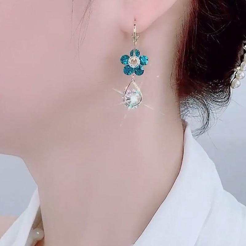 Khuyên tai PINKDUDU PD801 kiểu tiết hoa lấp lánh phong cách cổ điển thời trang cho nữ