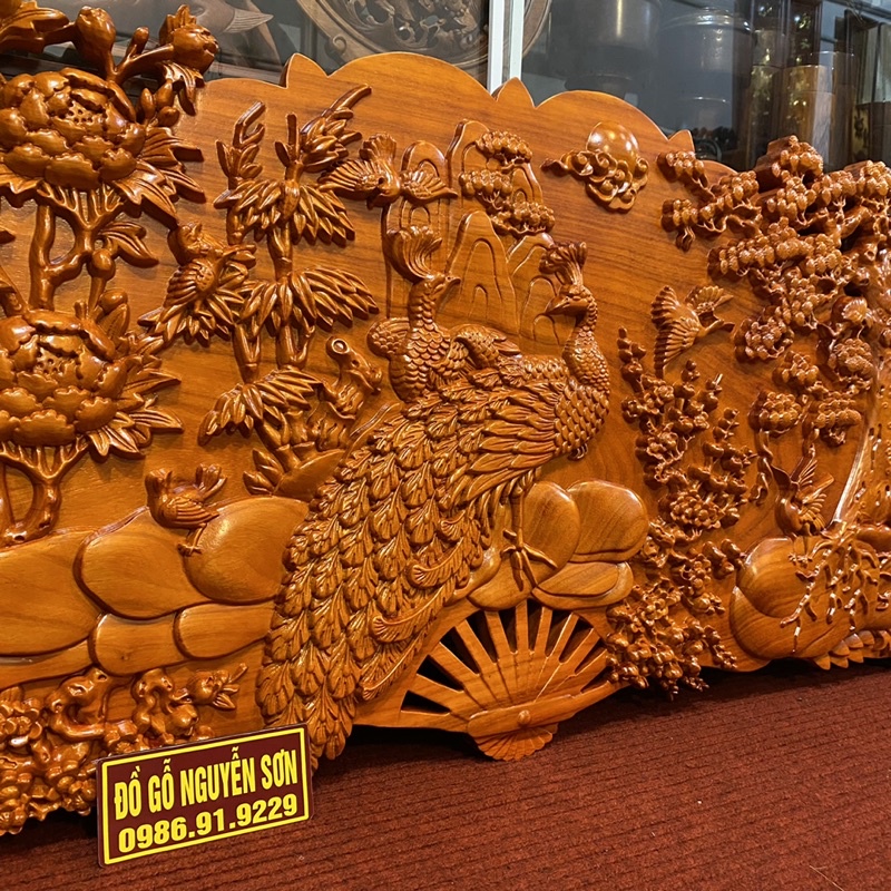 Tranh quạt gỗ phu thê viên mãn