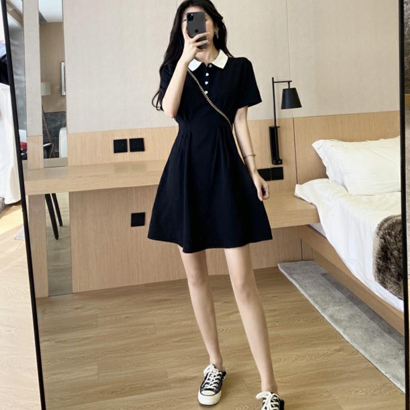 [ORDER] Váy đen kiểu dáng basic, kiểu cổ áo polo phù hợp với mọi hoạt động | BigBuy360 - bigbuy360.vn