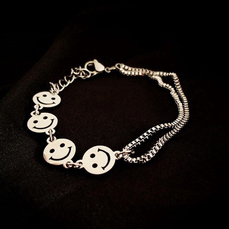 Vòng Tay Họa Tiết Mặt Cười Phong Cách Thời Trang 23470 Dành Cho Nam Và Nữ