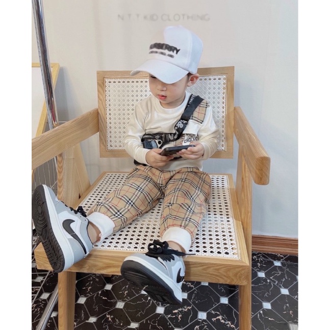 Set Bộ Dài Tay Pha Kẻ Kèm Mũ Cho Bé Trai 9-16kg