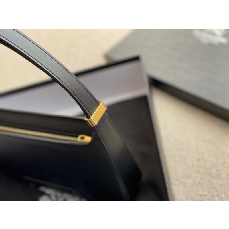 Túi xách nữ BURBERRY- da thật cao cấp Au nhập khẩu new fullbox