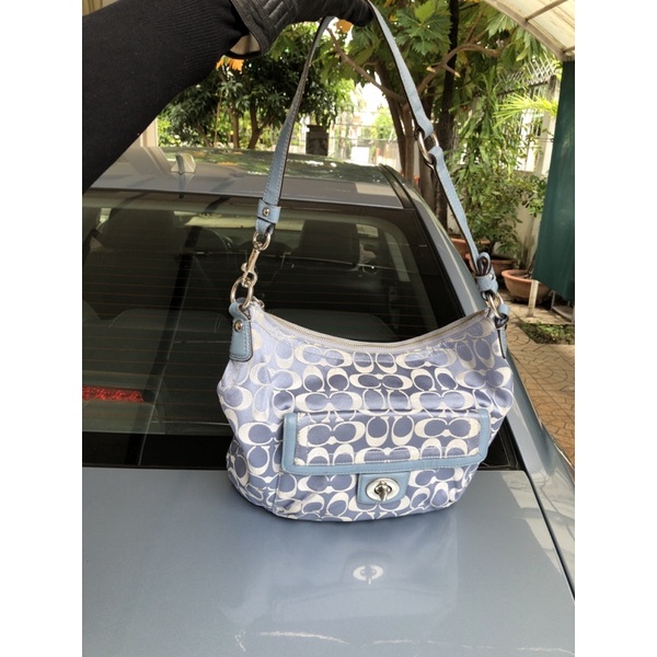 Túi chuẩn si .túi qua sử dụng. khách vui lòng xem hình nếu muốn biết thêm thông tin sản phẩm mời khách vô chat . Tkanks.