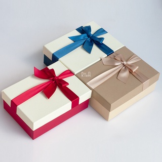 Hộp quà chữ nhật đính nơ cỡ nhỏ (17.5x12.5x6.5cm), quà tặng dịp sinh nhật, 8/3, Valentine