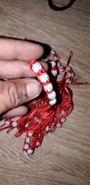 Vòng đeo tay 5 viên đá rất đẹp