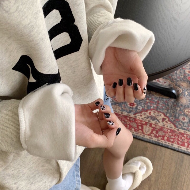 [Có sẵn giá sale] Áo nỉ lót bông dáng oversize | BigBuy360 - bigbuy360.vn