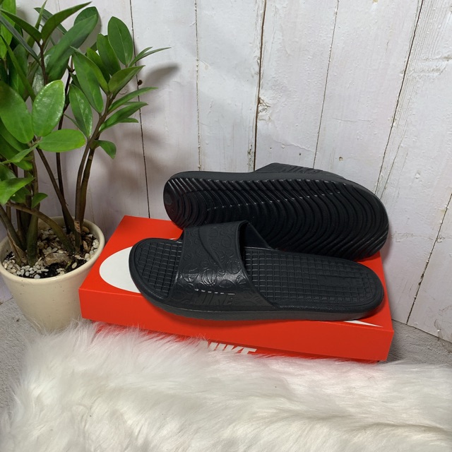 Dép đúc nam quai ngang đen chuẩn