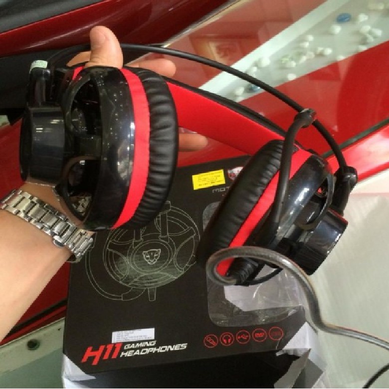 Tai nghe game thủ đèn Led có Micro Motospeed H11