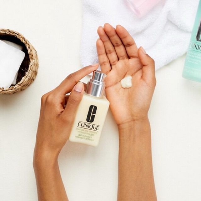 Kem dưỡng ẩm Clinique Dramatically Different Moisturizing