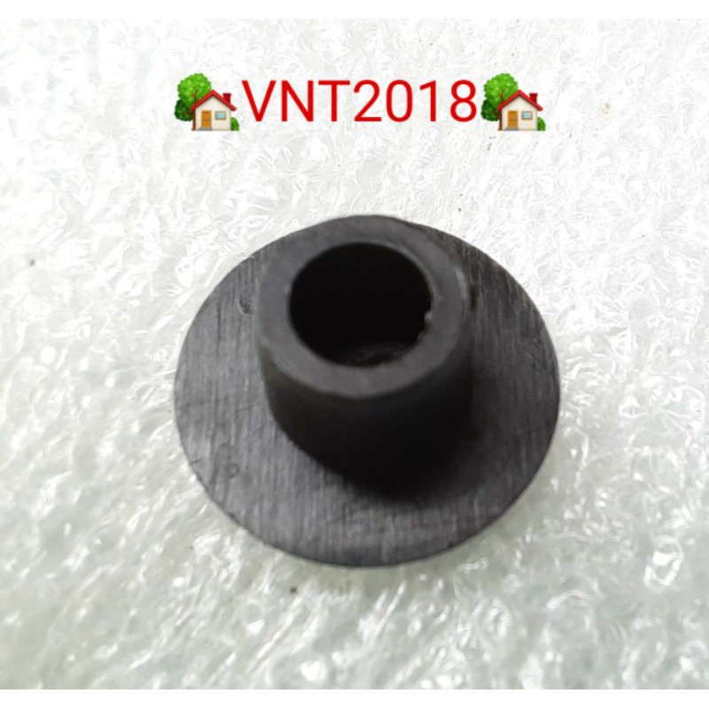 2 Nút nhựa bịt lỗ phi 6mm