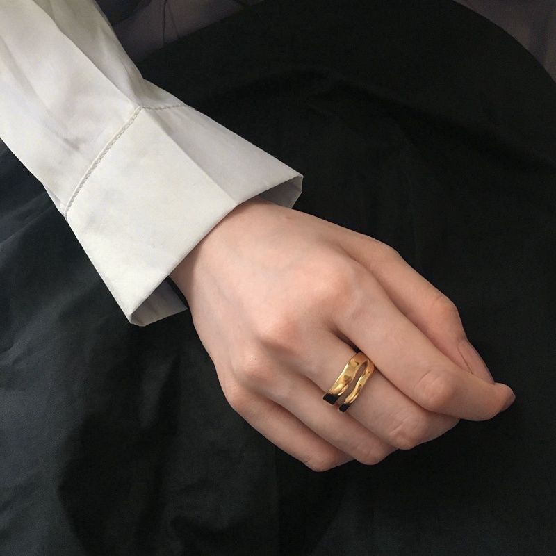 Nhẫn đeo tay hai lớp thời trang sành điệu cho nữ