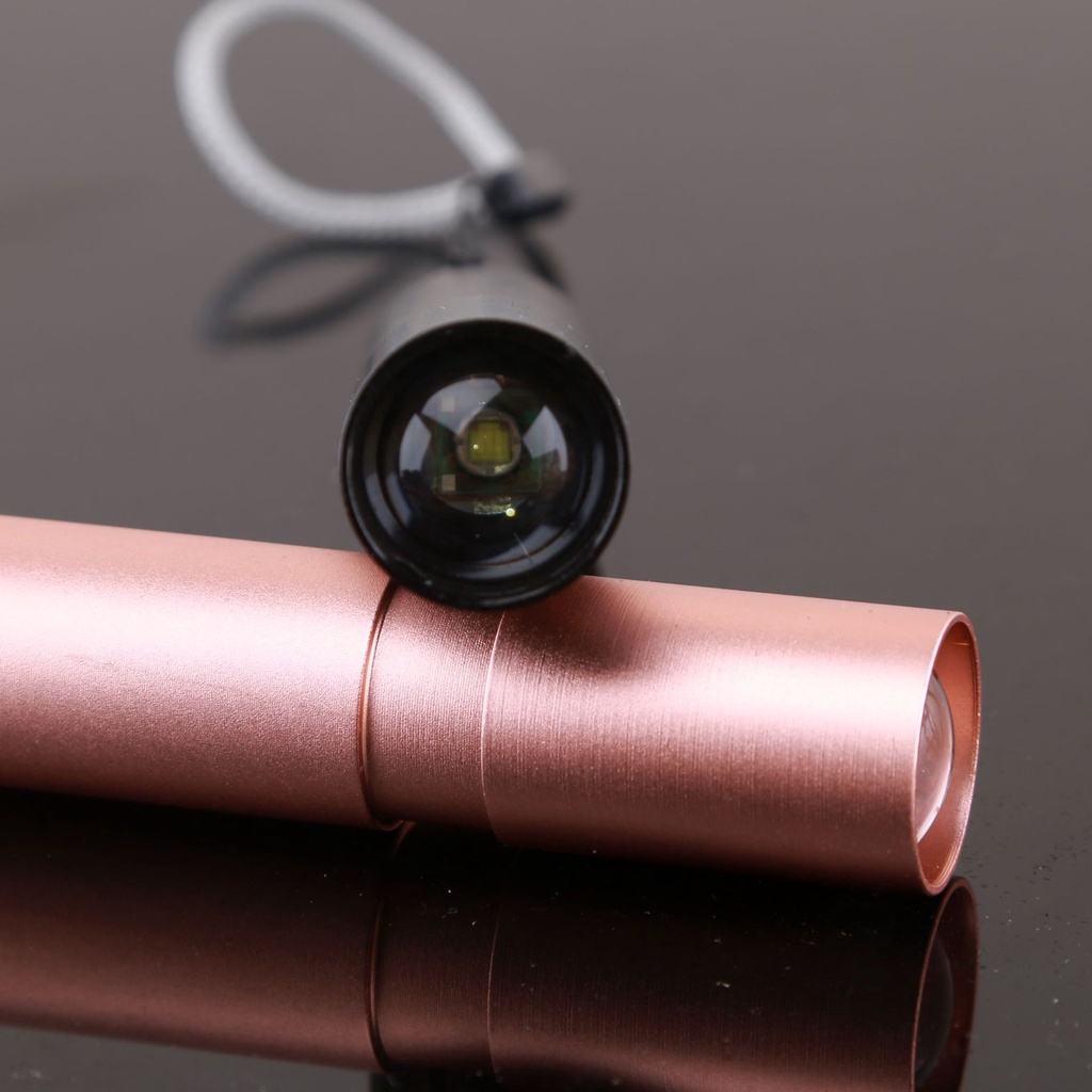 Đèn pin mini di động chống lóa công suất lớn dùng cắm trại ngoài trời màu đen/bạc/vàng hồng