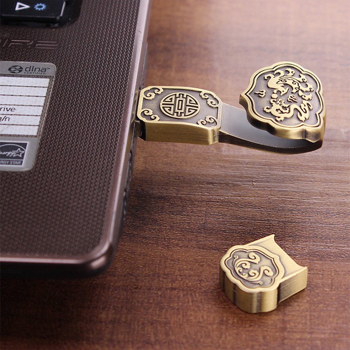USB Phong Thủy Vương Trượng Như Ý Bằng Đồng Chạm Khắc Độc Đáo - Mang Lại Tài Lộc, Thể Hiện Quyền Lực Và Địa Vị