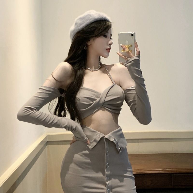 High waist shows thin and spicy girls hip half skirt + sexy slim neck top new style pure wind suit girl in spring