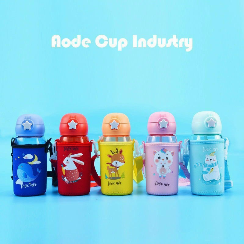 BÌNH NƯỚC 520ml CHO BÉ NẮP NGÔI SAO KÈM TÚI ĐEO